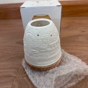 Puri White Ceramic Liverpool Tealight Candle Holder - Brand New